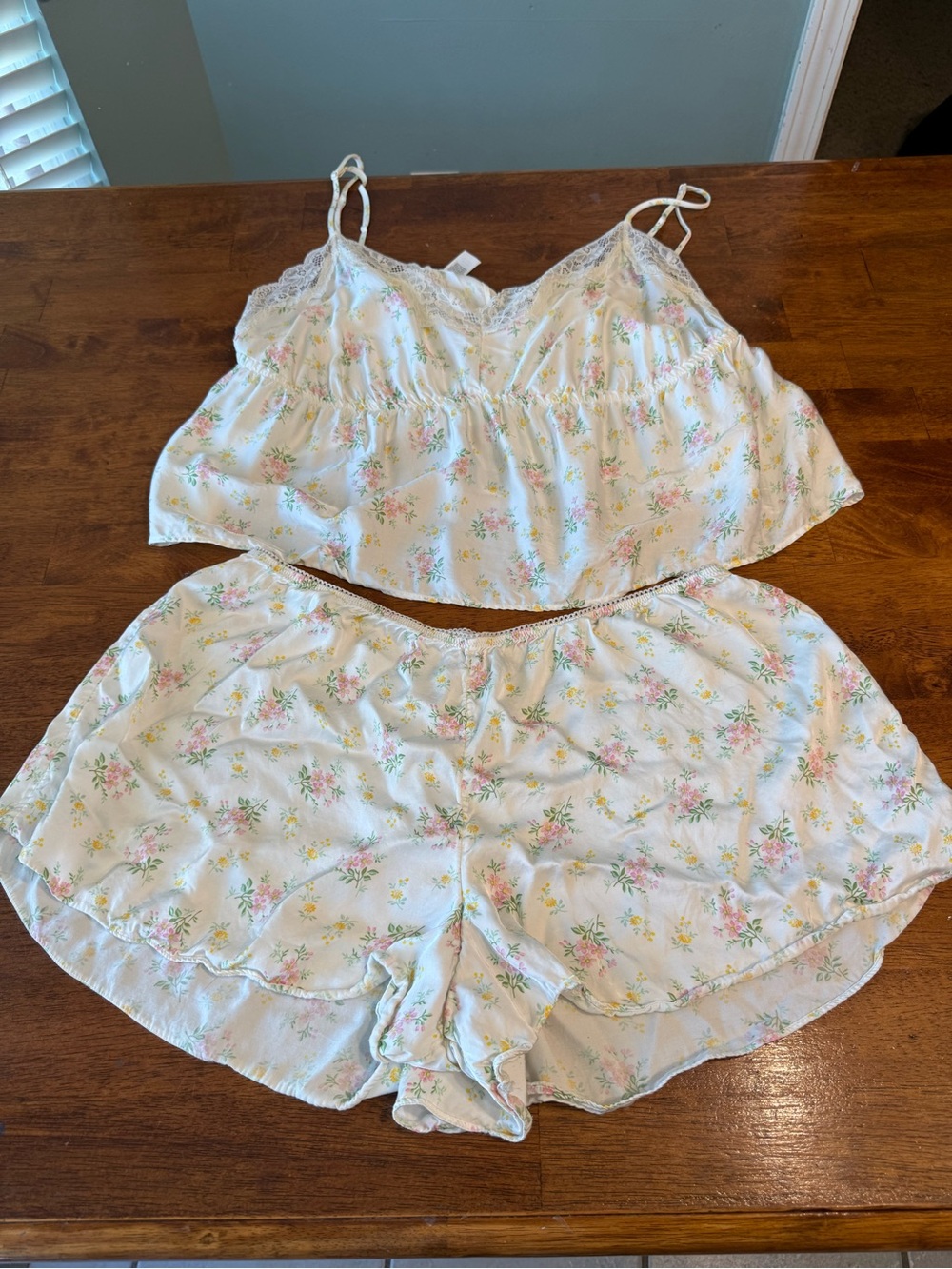 Aerie Off-Duty Satin Flirty Pajama Set Floral Lace Camisole Tank Shorts XL / L